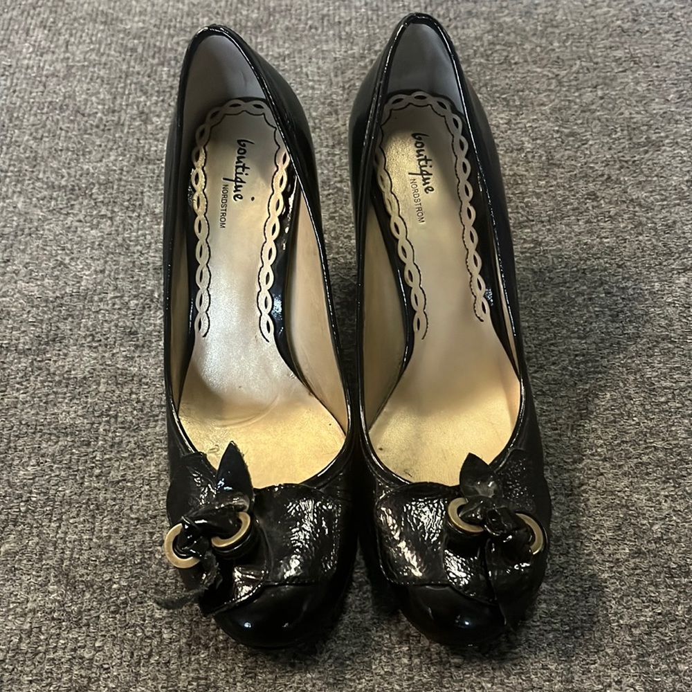 Boutique Nordstrom Black Patent Heels Size 6 1/2